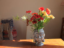 Charger l'image dans la galerie, Cache-pot tête de bouddha en céramique couleur bleu- hauteur 20CM